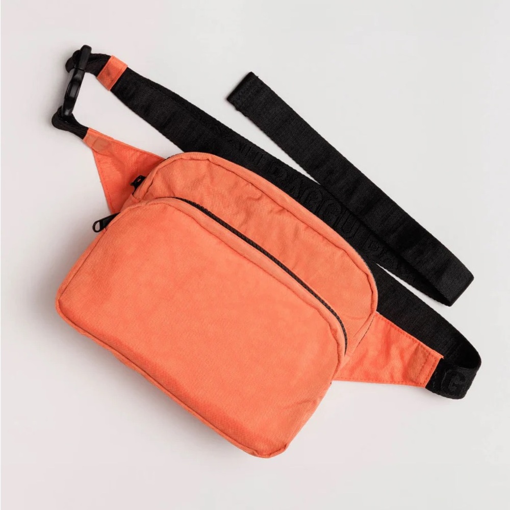 Baggu Crossbody Fanny Pack in Nasturtium Orange